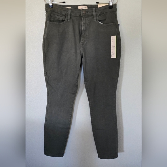 NWT Olive green Universal Thread High Rise Skinny Jeans 12/31 - Picture 1 of 4